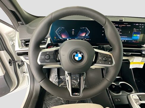 New 2026 BMW X2 xDrive28i w/ Technology Package AWD/4WD image 8