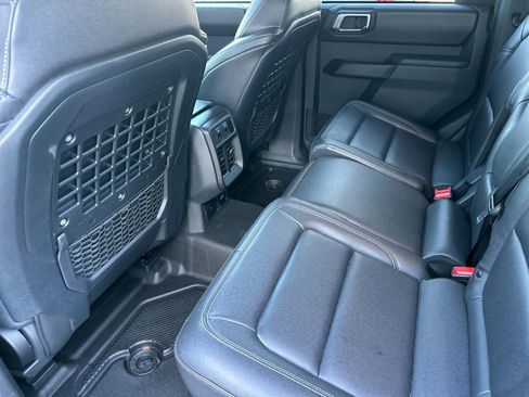 New 2025 Ford Bronco Badlands w/ Sasquatch Package image 12