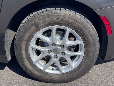 Used 2020 Chrysler Pacifica Touring-L image 52