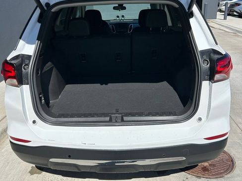 Used 2024 Chevrolet Equinox LT image 14