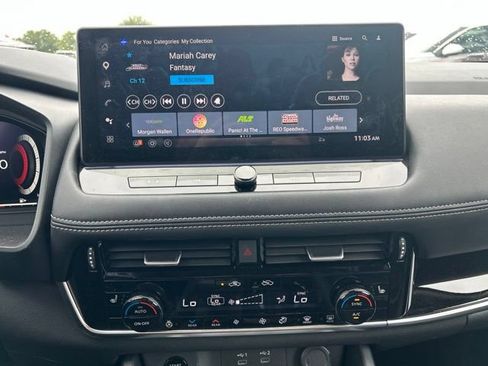 Used 2024 Nissan Rogue SL w/ SL Premium Package FWD image 27