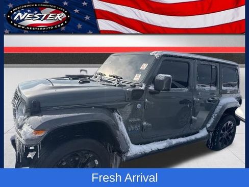 Used 2022 Jeep Wrangler Unlimited Sahara w/ Cold Weather Group image 1