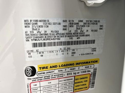 Used 2024 Ford Expedition XLT image 43