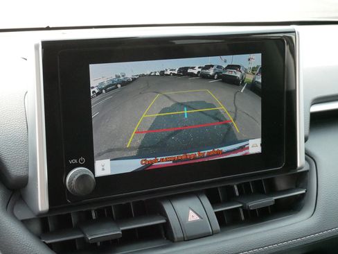 Used 2023 Toyota RAV4 AWD Hybrid image 30