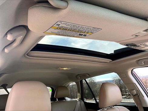 Used 2016 Subaru Outback 2.5i Limited image 20