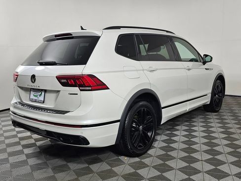 Used 2022 Volkswagen Tiguan SE R-Line AWD/4WD image 7