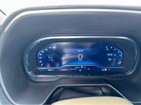 Used 2024 Chevrolet Tahoe LT AWD/4WD image 25