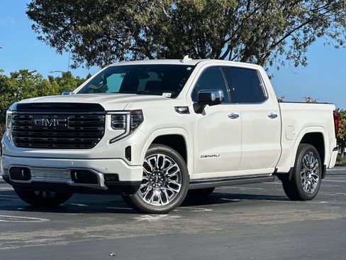 Used 2025 GMC Sierra 1500 Denali Ultimate AWD/4WD image 8
