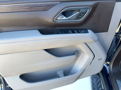 Certified 2024 Chevrolet Tahoe Z71 w/ Luxury Package image 12