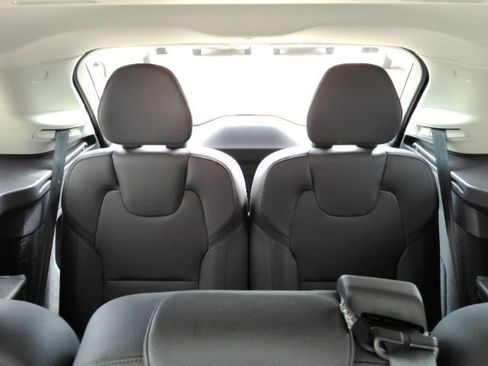 Used 2024 Volvo XC90 B6 Plus w/ Protection Package Premier AWD/4WD image 38
