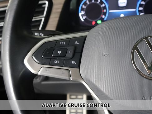 Used 2024 Volkswagen Atlas SEL Premium R-Line AWD/4WD image 4