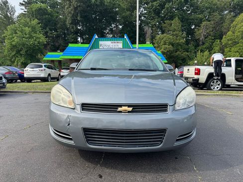 Used 2009 Chevrolet Impala LS FWD image 2