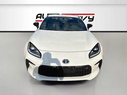 Used 2024 Toyota GR86 Premium image 28