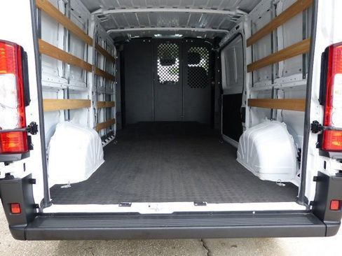 Used 2025 RAM ProMaster 2500 w/ U-Haul Equipment Group image 16