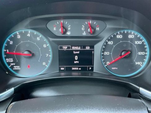 Used 2020 Chevrolet Equinox LS FWD image 18