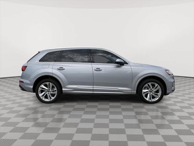 Used 2022 Audi Q7 3.0T Premium Plus w/ Premium Plus Package AWD/4WD image 6