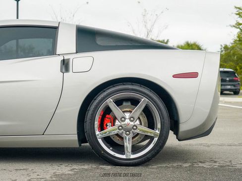 Used 2007 Chevrolet Corvette Coupe w/ Preferred Equipment Group image 5