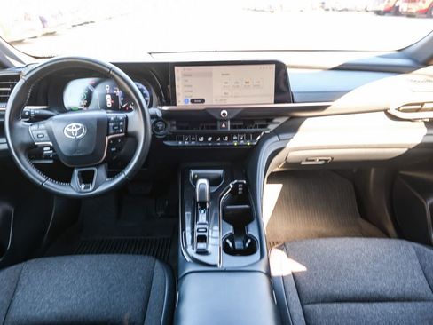 Certified 2024 Toyota Crown w/ Carpet Mat Package (TMS) AWD/4WD image 13