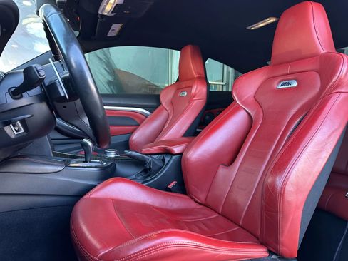 Used 2017 BMW M4 Coupe image 10