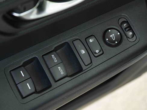 Used 2026 Honda CR-V EX image 37