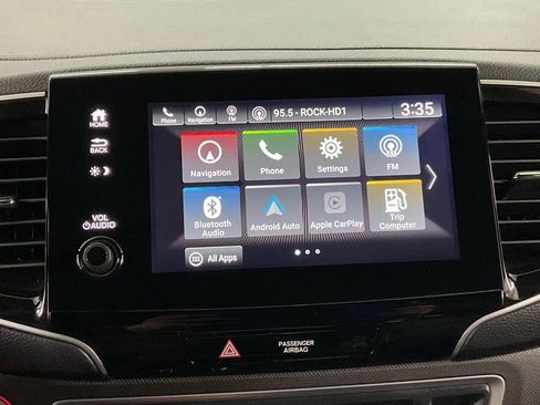Used 2025 Honda Passport TrailSport image 14