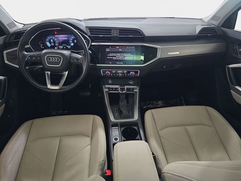 Used 2022 Audi Q3 2.0T Premium w/ Convenience Package AWD/4WD image 12