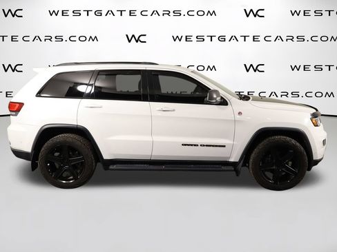Used 2019 Jeep Grand Cherokee Trailhawk w/ Trailhawk Luxury Group AWD/4WD image 51