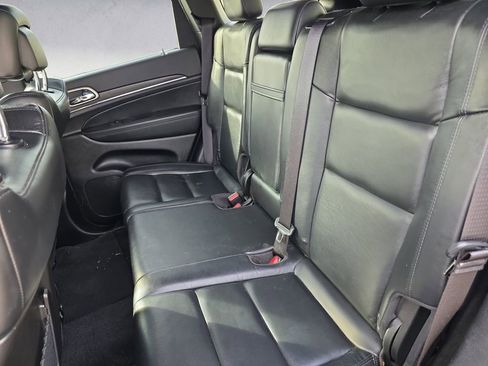 Used 2022 Jeep Grand Cherokee Limited image 13