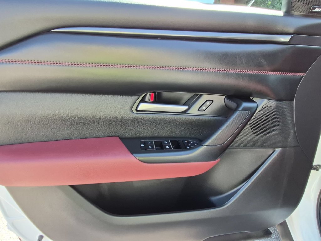 Used 2025 MAZDA CX-50 AWD 2.5 Hybrid w/ Premium Pkg image 11