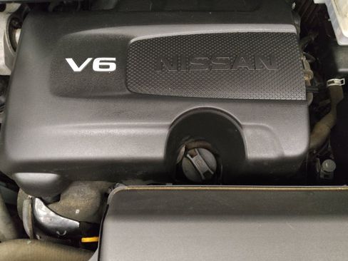 Used 2019 Nissan Pathfinder Platinum image 30