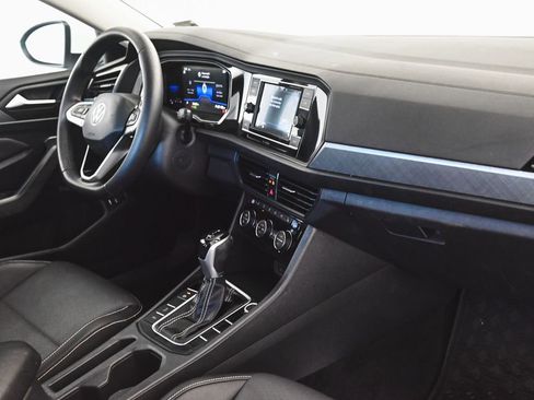 Used 2022 Volkswagen Jetta SE FWD image 19