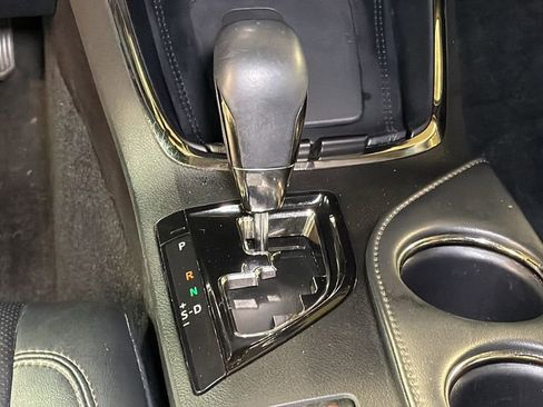 Used 2016 Toyota Avalon Limited image 21