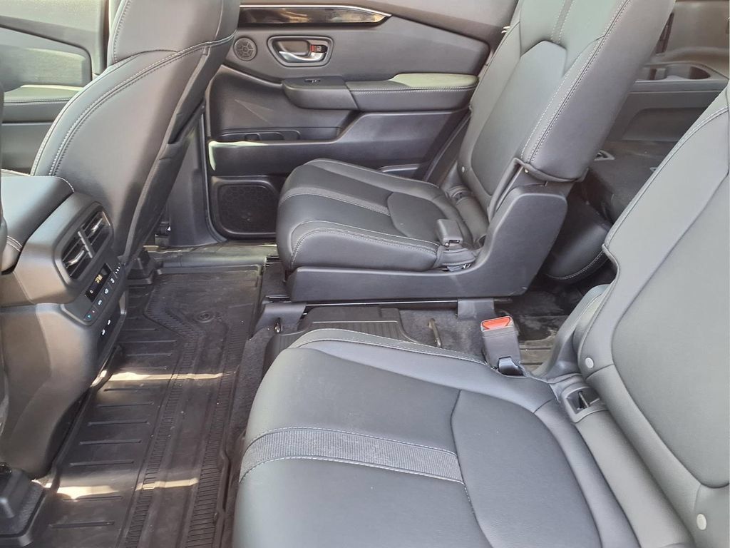 Certified 2026 Honda Pilot EX-L image 11