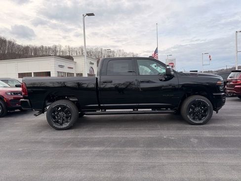New 2026 RAM 2500 Big Horn AWD/4WD image 3