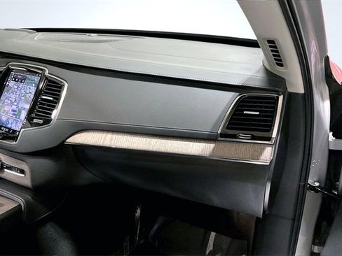 Certified 2023 Volvo XC90 B6 Ultimate image 18