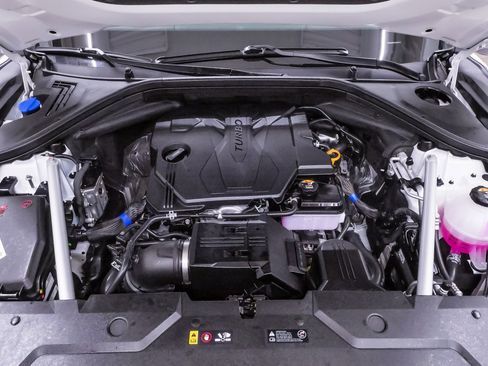 Certified 2026 Genesis GV70 2.5T Select image 22