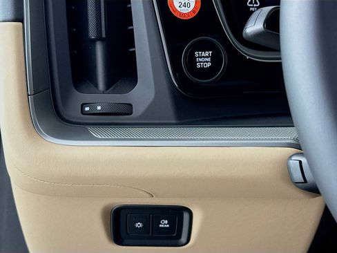 New 2026 Porsche Cayenne S image 14