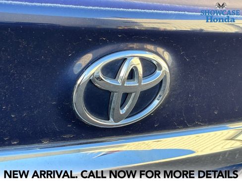 Used 2012 Toyota Corolla LE FWD image 11