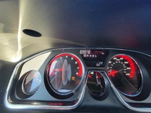 Used 2016 GMC Acadia SLT w/ Open Road Package image 18