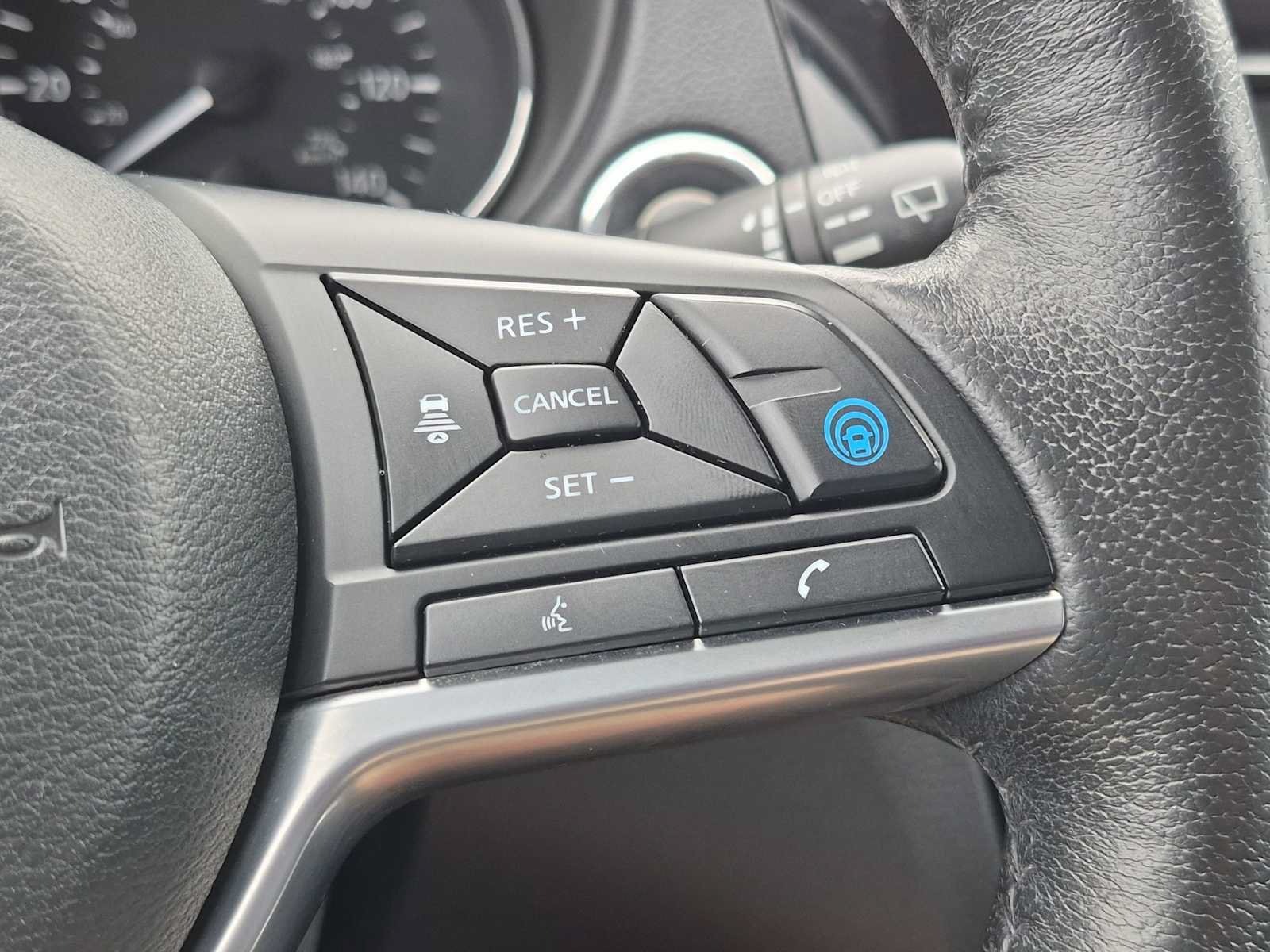 Used 2019 Nissan Rogue SL w/ Premium Package AWD/4WD image 26