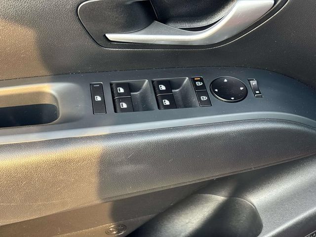 Used 2025 Hyundai Tucson SEL AWD/4WD image 19