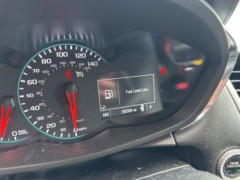 Used 2021 Chevrolet Trax LT w/ Sport Edition image 10