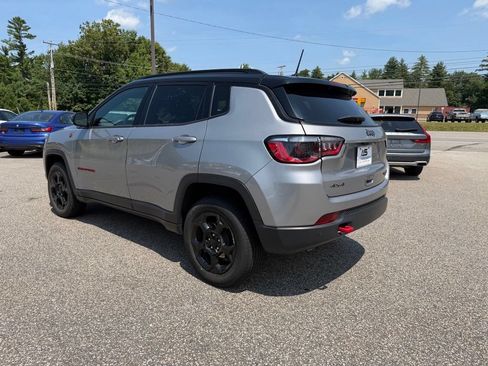 Used 2024 Jeep Compass Trailhawk AWD/4WD image 3