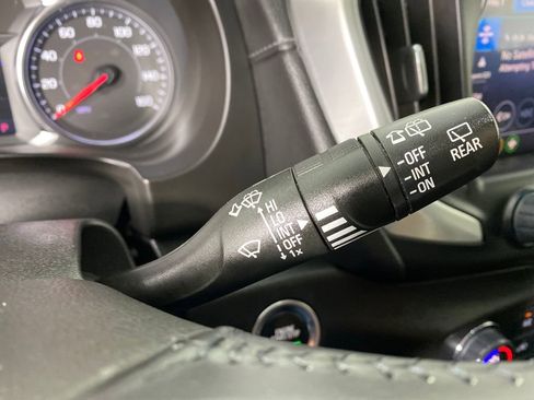 Used 2022 GMC Terrain SLT image 17