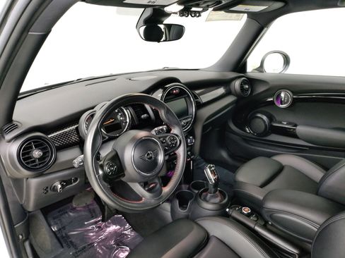 Certified 2020 MINI Cooper S image 12