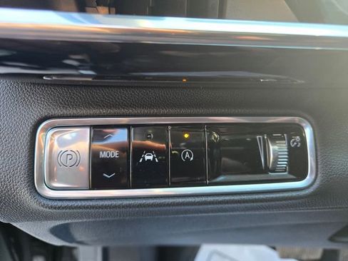 Used 2025 Buick Envision Preferred image 18