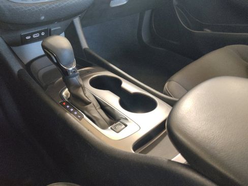 Used 2023 Chevrolet Malibu LS FWD image 26