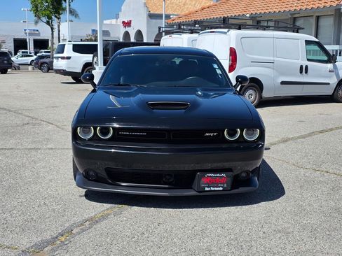 Used 2018 Dodge Challenger SRT w/ Technology Group RWD image 2