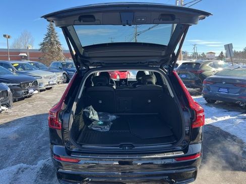 New 2026 Volvo XC60 T8 Ultra w/ Protection Package Premier AWD/4WD image 18