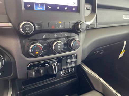 New 2022 RAM 1500 Big Horn image 39